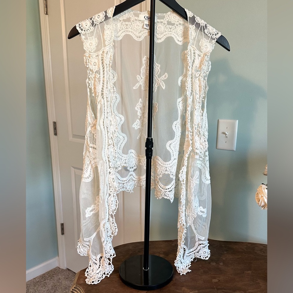 Cato White Floral Lace Top